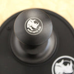 Tamper Auto Nivelador 58mm Negro - Rhino Coffee Gear - DFRNT.